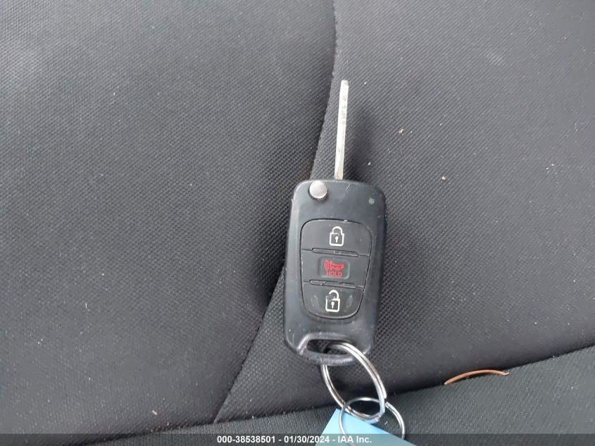 2013 KIA SOUL + - KNDJT2A60D7506015