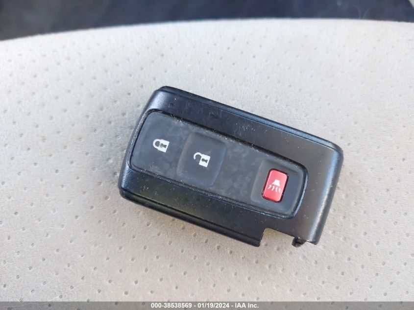 2014 TOYOTA PRIUS TWO - JTDKN3DU6E1772531