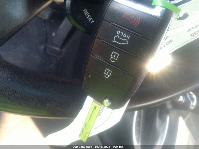 2017 KIA SOUL - KNDJN2A21H7464211