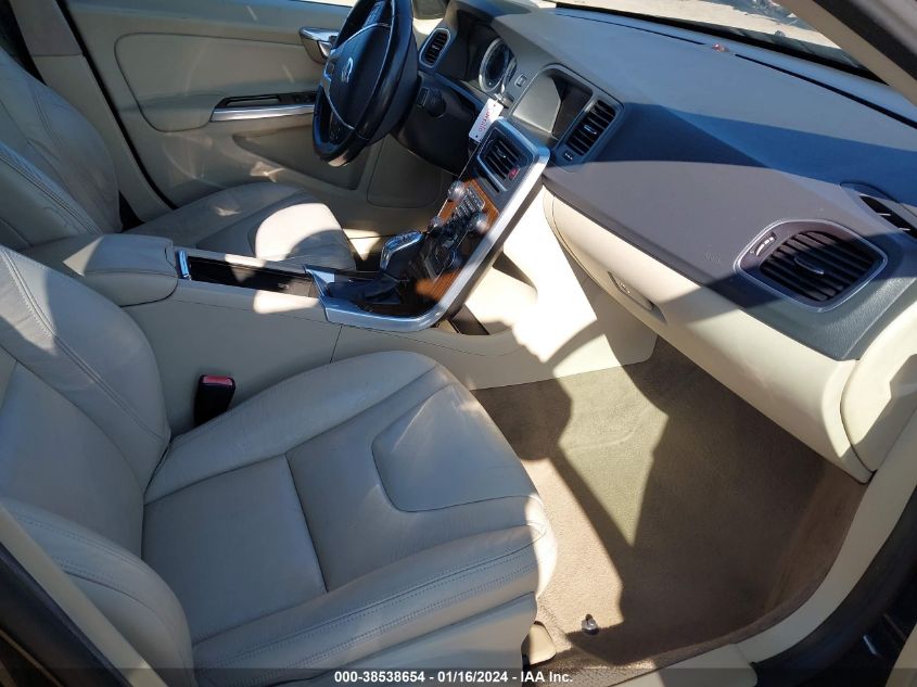 2013 VOLVO S60 T5/T5 PLATINUM/T5 PREMIER/T5 PREMIER PLUS - YV1612FSXD2208807