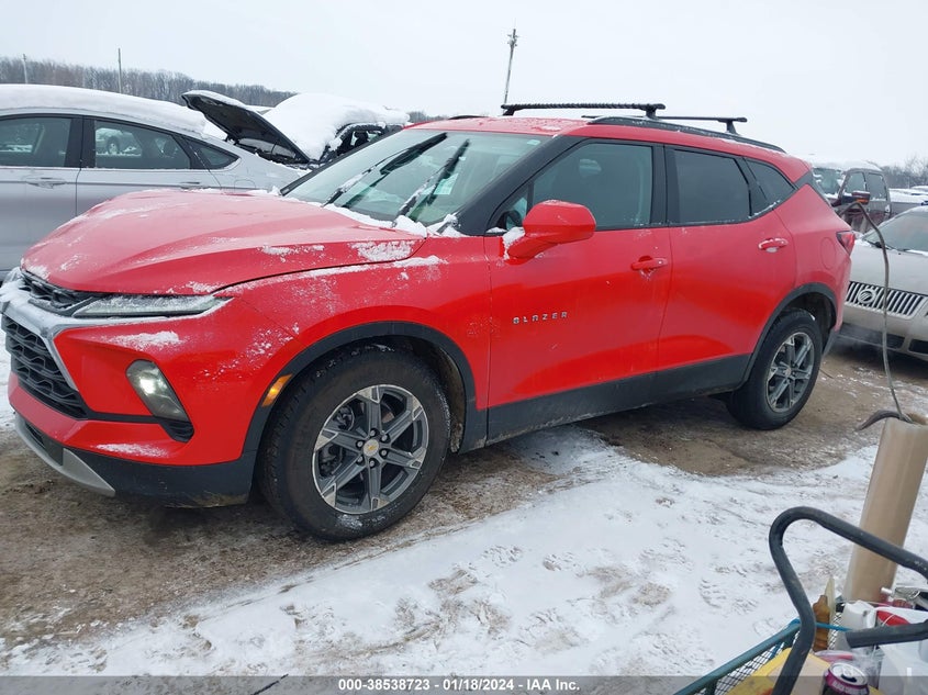 VIN 3GNKBCR4XPS173738 2023 CHEVROLET BLAZER 2LT