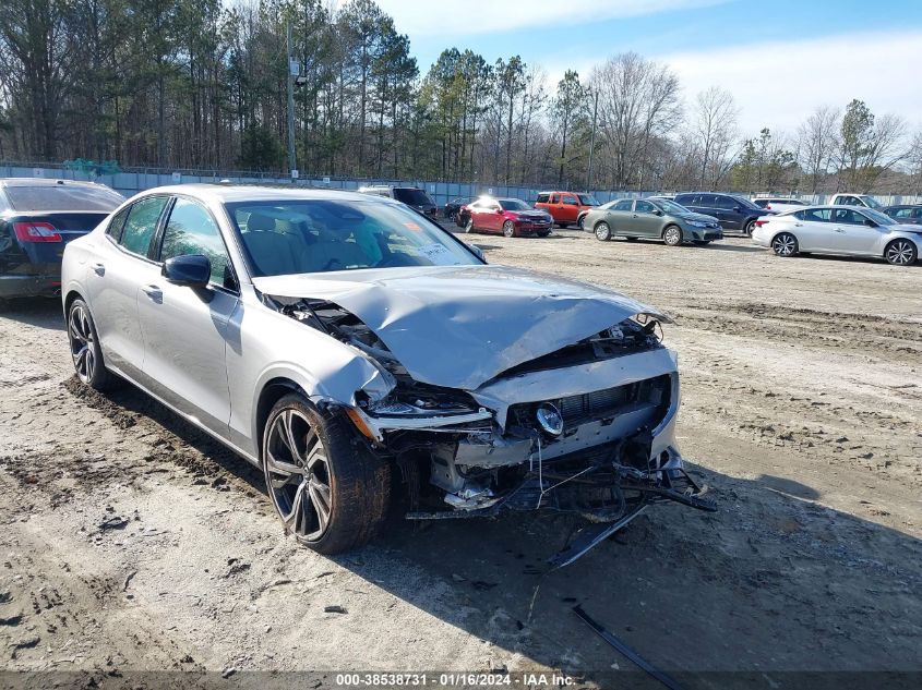 2024 VOLVO S60 B5 PLUS DARK THEME - 7JRL12FL2RG287211