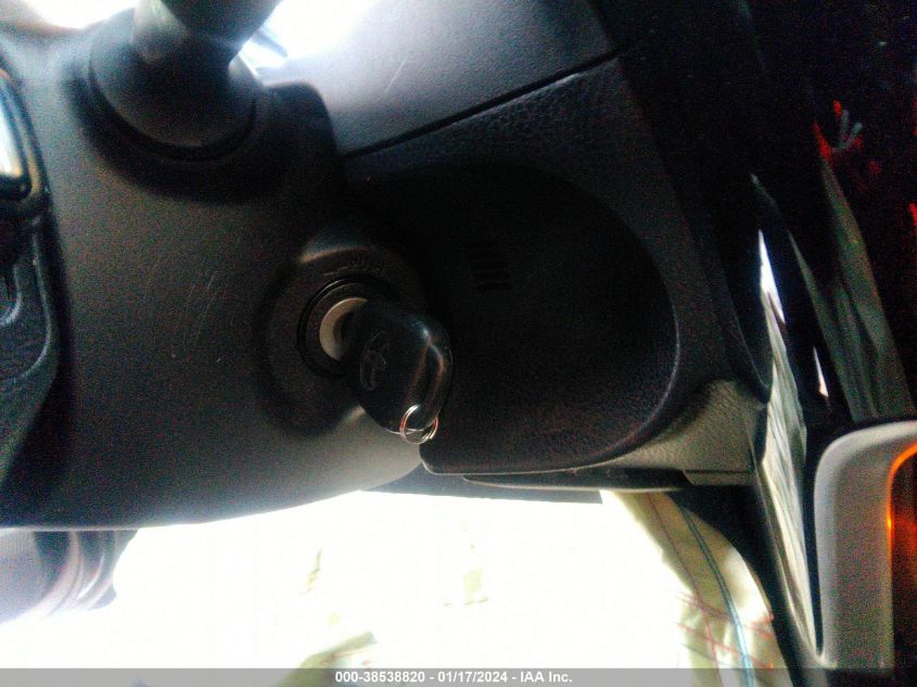 2019 TOYOTA COROLLA SE - 2T1BURHE3KC153496