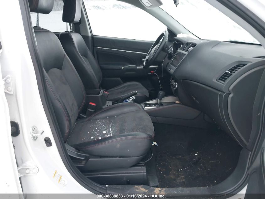 2018 MITSUBISHI OUTLANDER SPORT ES/SE - JA4AR3AWXJU012711