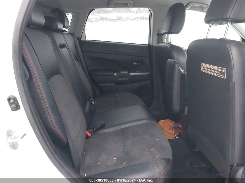 2018 MITSUBISHI OUTLANDER SPORT ES/SE - JA4AR3AWXJU012711