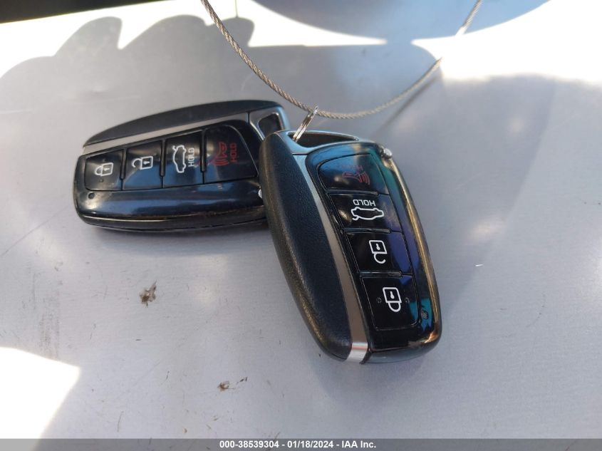 2015 HYUNDAI GENESIS 3.8 - KMHGN4JE3FU016577
