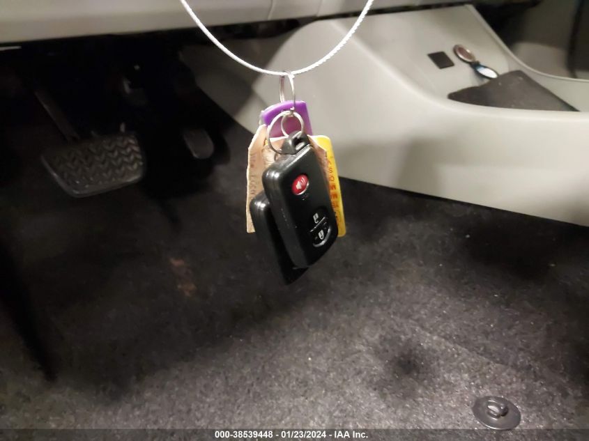2015 TOYOTA PRIUS TWO - JTDKN3DU4F1994406