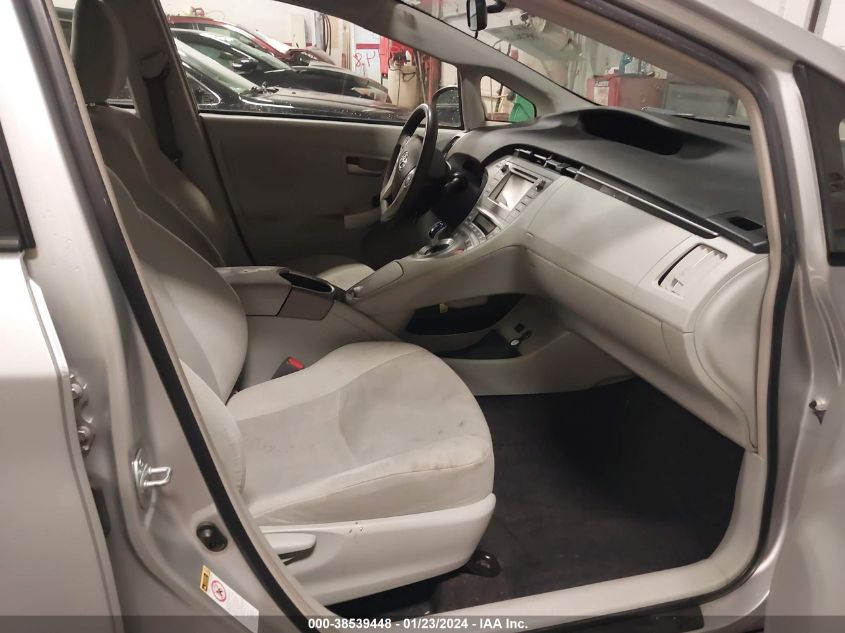 2015 TOYOTA PRIUS TWO - JTDKN3DU4F1994406