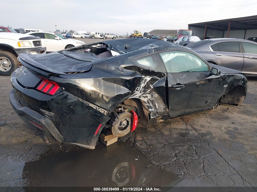 2024 FORD MUSTANG 5.0L V8   N(VIN: 1FA6P8CF4R5400878