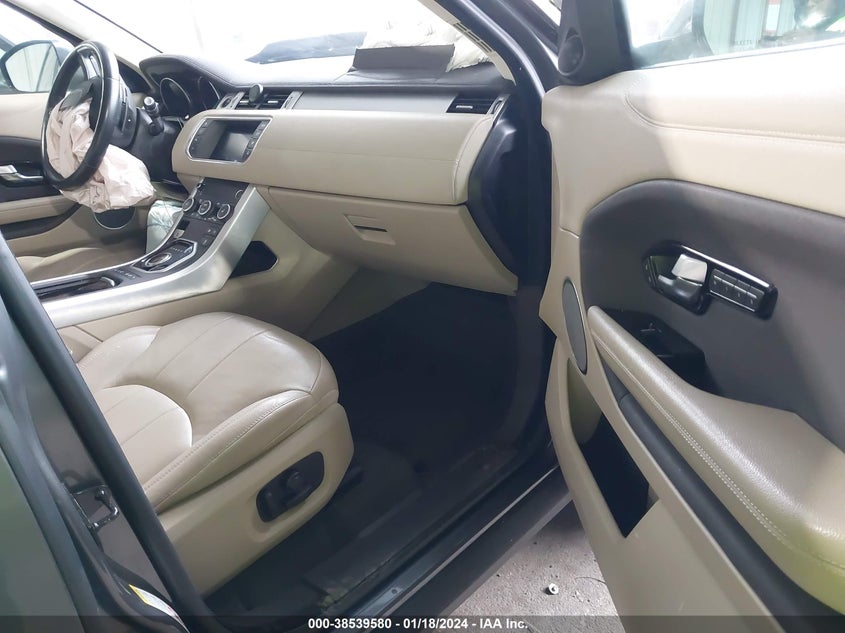 VIN SALVP2RX2JH277628 2018 LAND ROVER RANGE ROVER EVOQUE SE