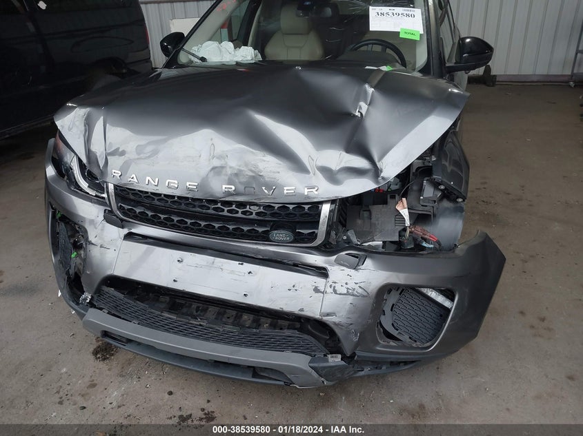 VIN SALVP2RX2JH277628 2018 LAND ROVER RANGE ROVER EVOQUE SE