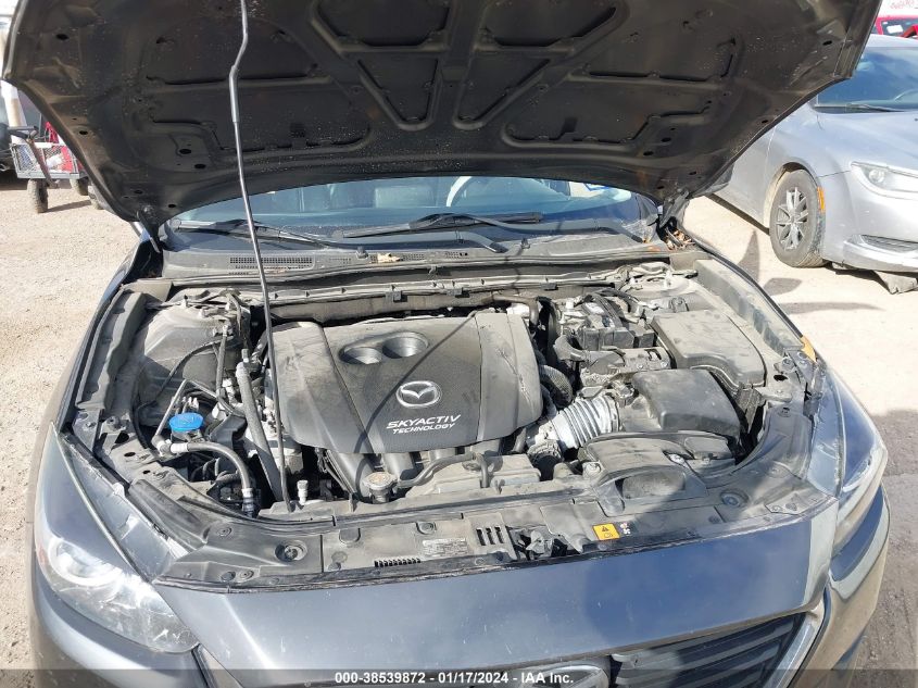 2018 MAZDA MAZDA3 TOURING - 3MZBN1V38JM239598