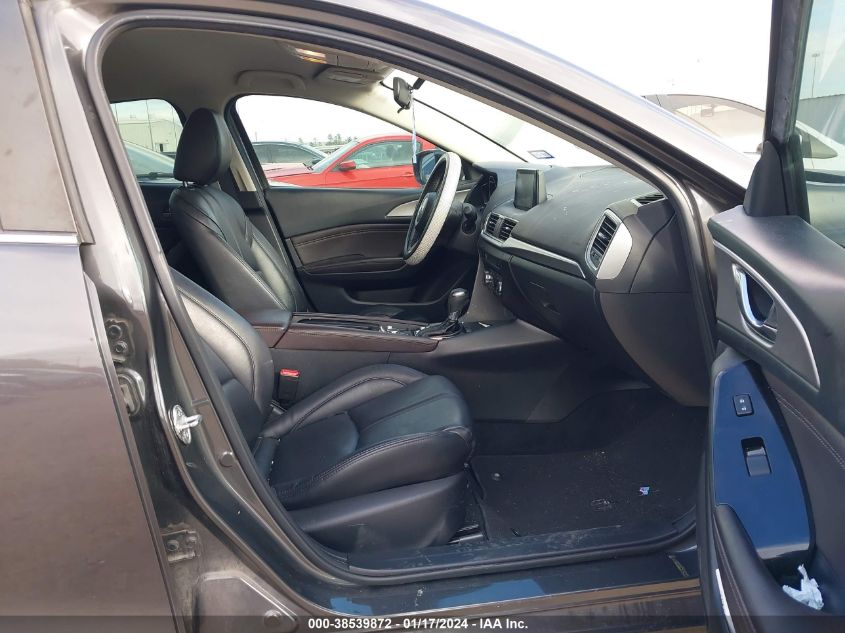 2018 MAZDA MAZDA3 TOURING - 3MZBN1V38JM239598