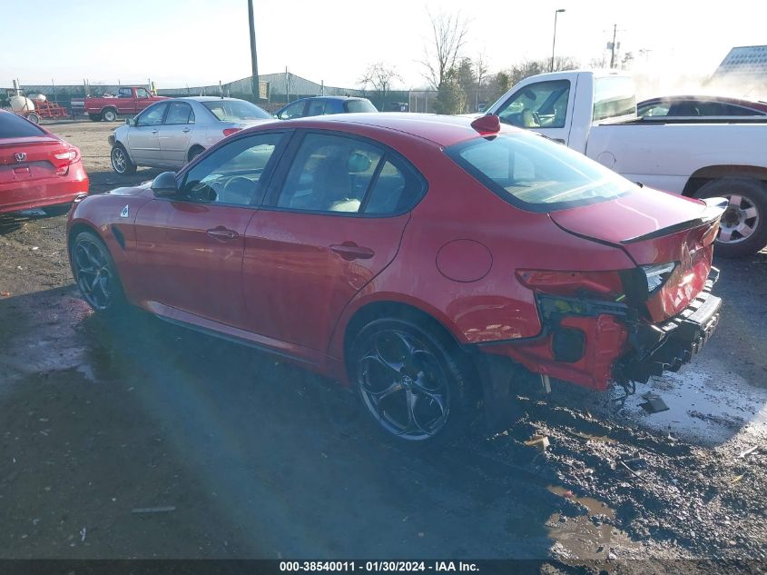 2018 ALFA ROMEO GIULIA QUADRIFOGLIO RWD - ZARFAEAV1J7574085