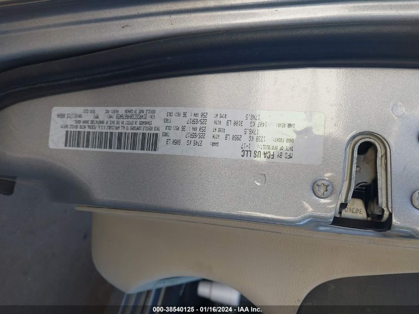 2017 DODGE GRAND CARAVAN SXT - 2C4RDGCG8HR678459