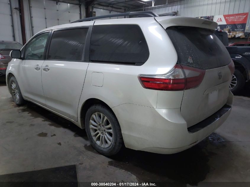 5TDYK3DC0FS542210 2015 TOYOTA SIENNA, photo no. 3