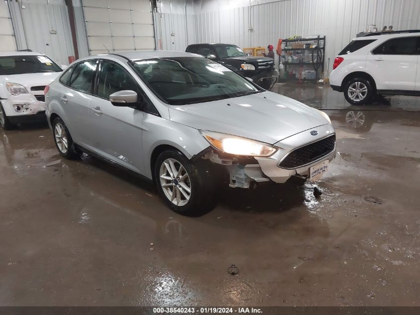 2015 FORD FOCUS SE - 1FADP3F26FL370227