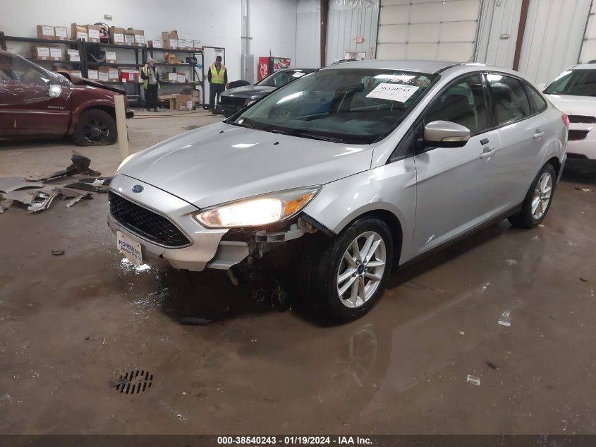 2015 FORD FOCUS SE - 1FADP3F26FL370227