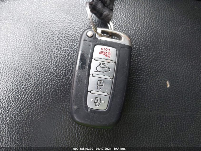 2013 HYUNDAI ELANTRA GT - KMHD35LE4DU130791