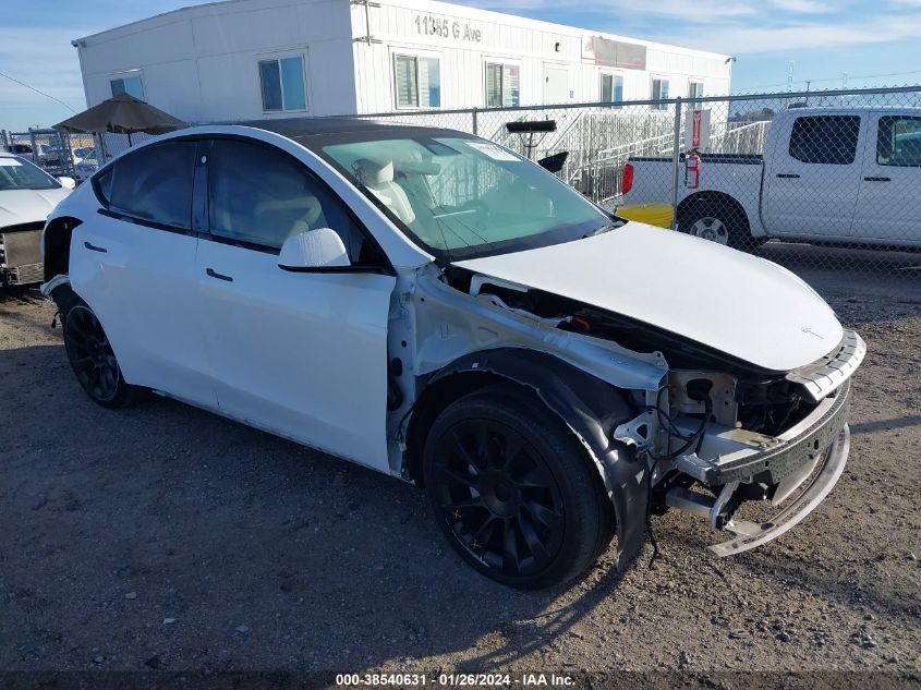 2021 TESLA MODEL Y LONG RANGE DUAL MOTOR ALL-WHEEL DRIVE - 5YJYGDEE3MF152274