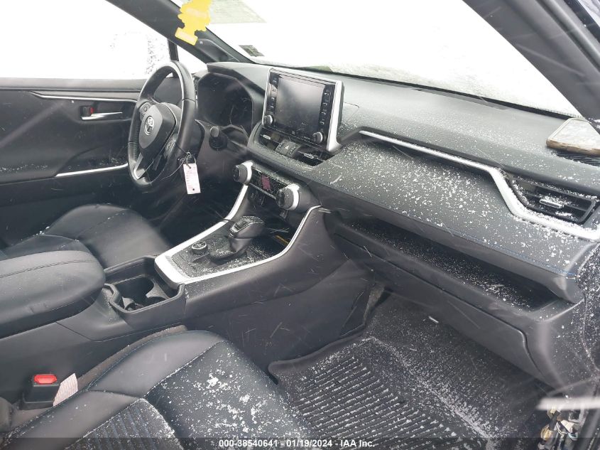 2020 TOYOTA RAV4 XSE HYBRID - JTMEWRFV9LJ043620