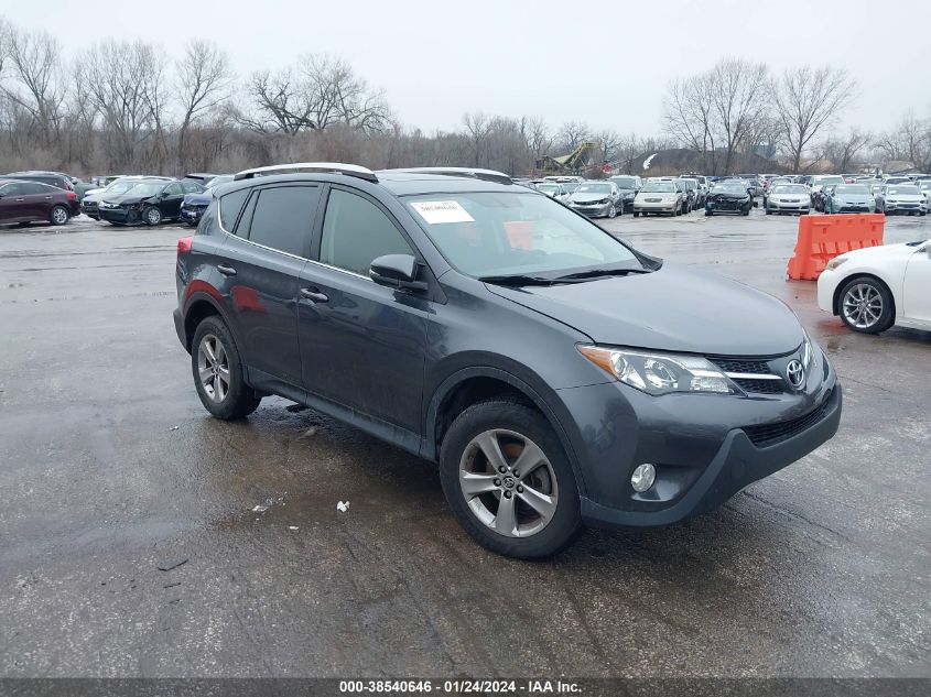2015 TOYOTA RAV4 XLE - JTMRFREV6FD155202