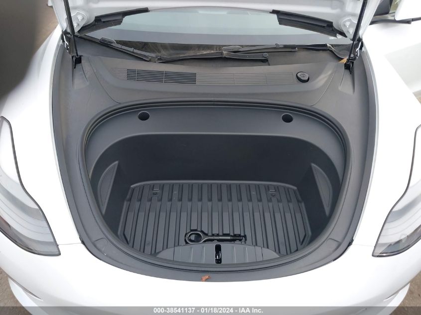 2023 TESLA MODEL 3 - 5YJ3E1EA8PF570233