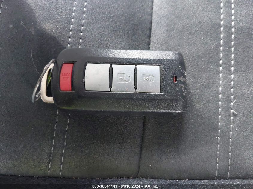 2020 MITSUBISHI OUTLANDER LE 2.4 - JA4AD3A31LZ030699