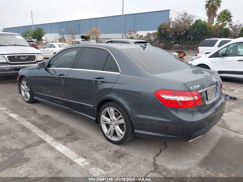 2013 MERCEDES-BENZ E 350 VIN: WDDHF5KBXDA771570