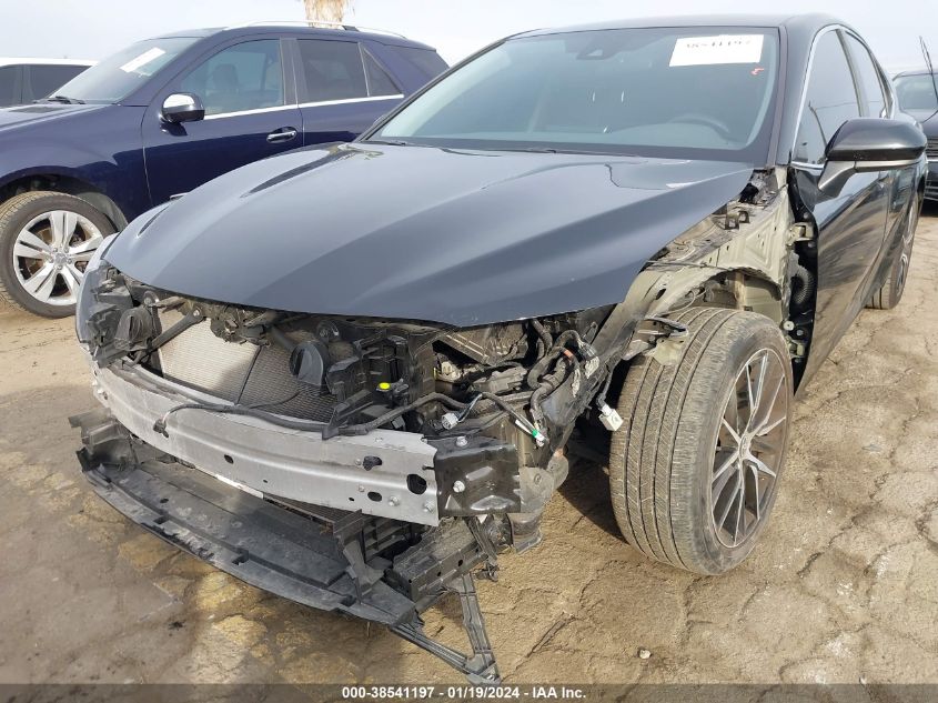 2021 TOYOTA CAMRY SE - 4T1G11AKXMU556330