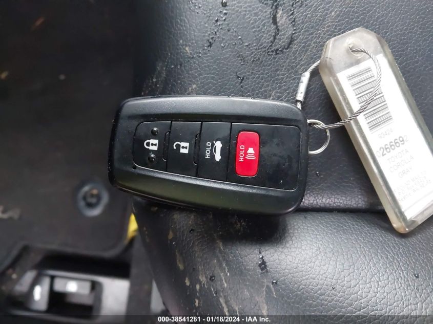 VIN JTDT4MCE7NJ097344 2022 TOYOTA COROLLA XSE