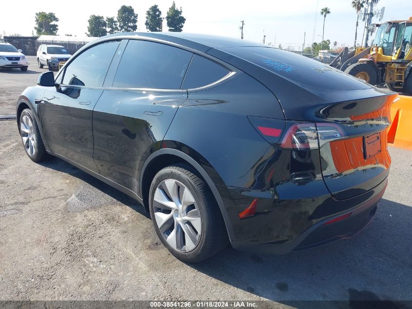 2023 TESLA MODEL Y AWD/LONG RANGE DUAL MOTOR ALL-WHEEL DRIVE - 7SAYGDEE0PA187407