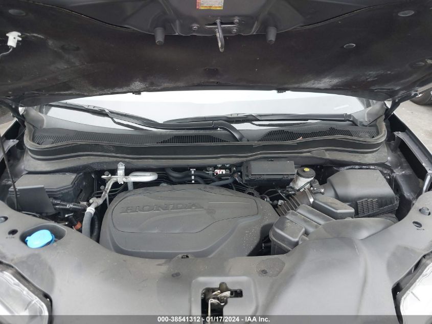 2021 HONDA PILOT SE - 5FNYF5H26MB014772
