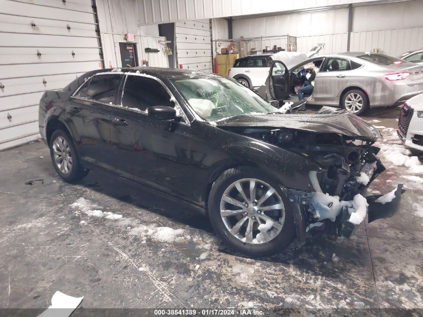 2015 CHRYSLER 300 LIMITED - 2C3CCARG6FH923408