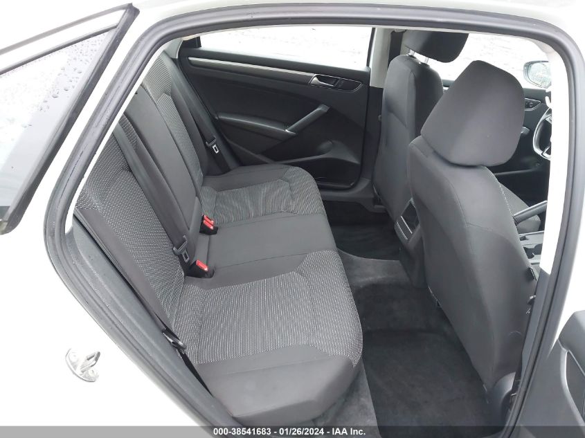 2016 VOLKSWAGEN PASSAT 1.8T R-LINE - 1VWAS7A31GC065090