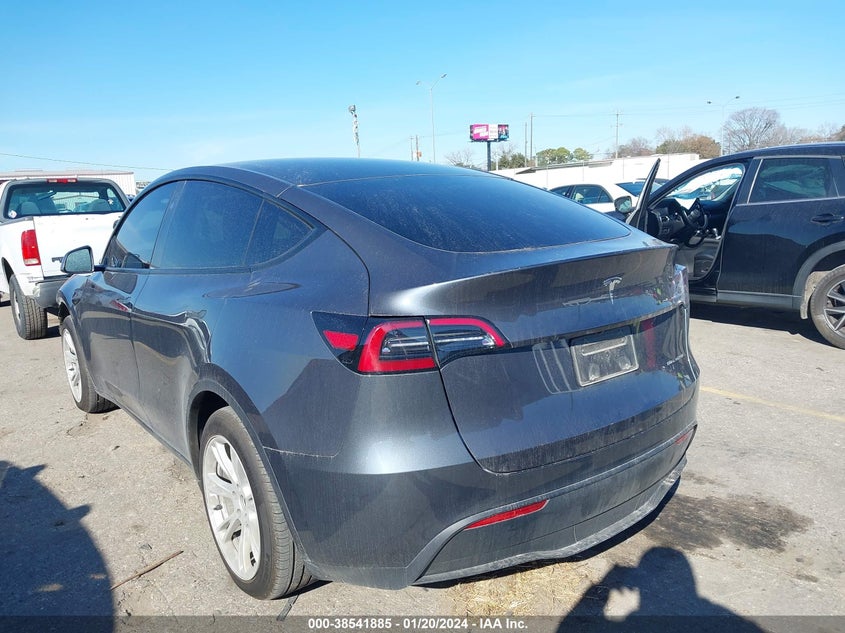 VIN 7SAYGAEE9PF851317 2023 TESLA MODEL Y