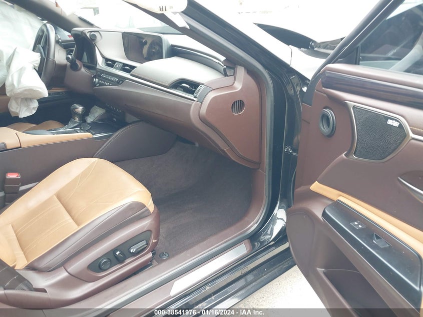 VIN 58AE21B13LU011393 2020 LEXUS ES 300H LUXURY