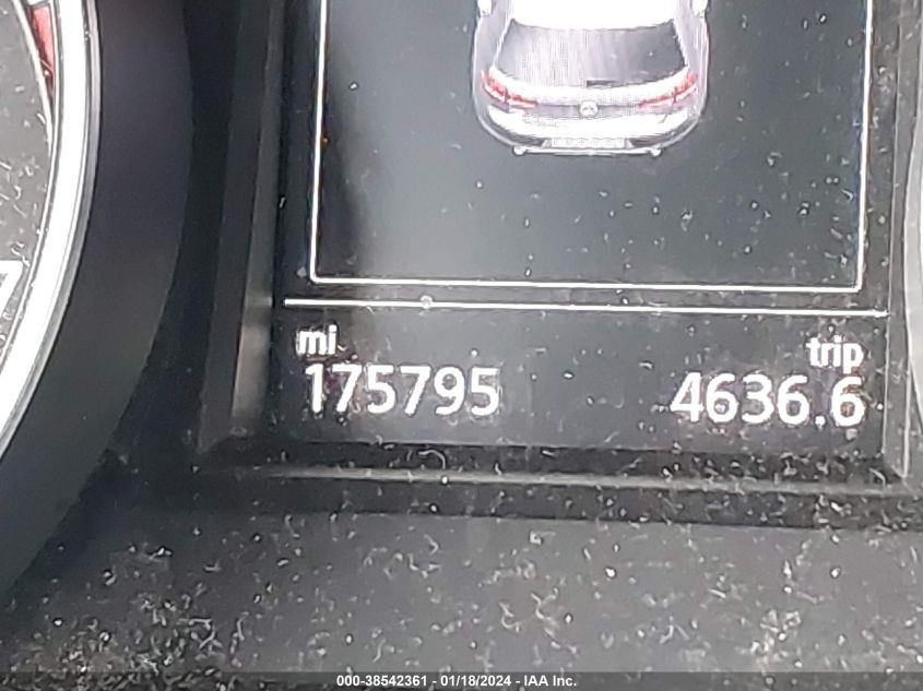 2015 VOLKSWAGEN GOLF GTI 2.0T SE 4-DOOR - 3VW4T7AU5FM028690