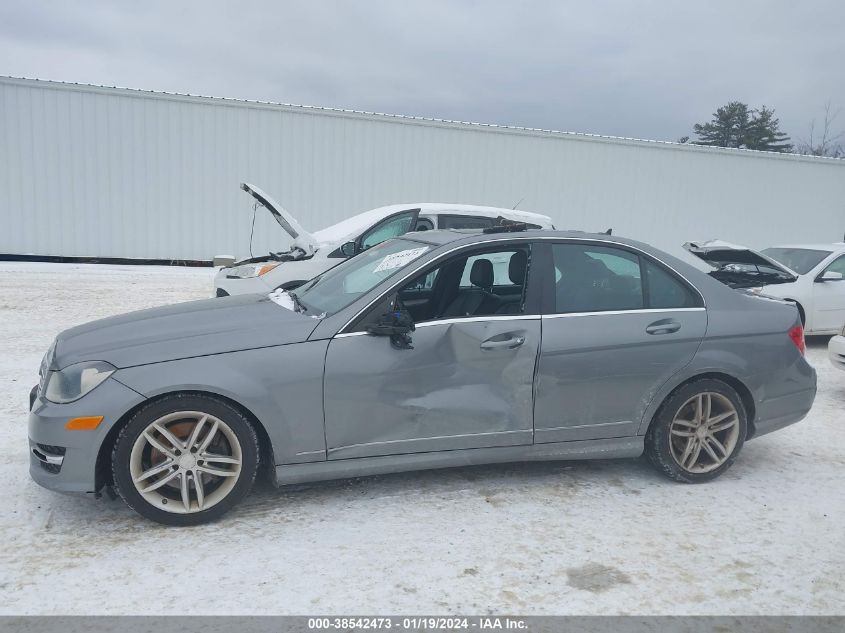 2013 MERCEDES-BENZ C 300 LUXURY 4MATIC/SPORT 4MATIC - WDDGF8AB9DR284750
