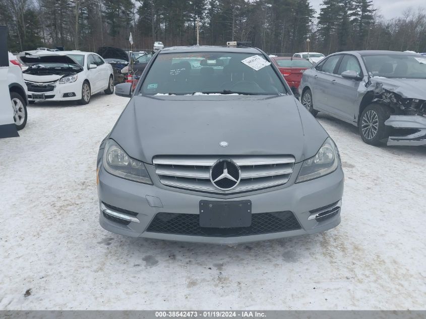 2013 MERCEDES-BENZ C 300 LUXURY 4MATIC/SPORT 4MATIC - WDDGF8AB9DR284750
