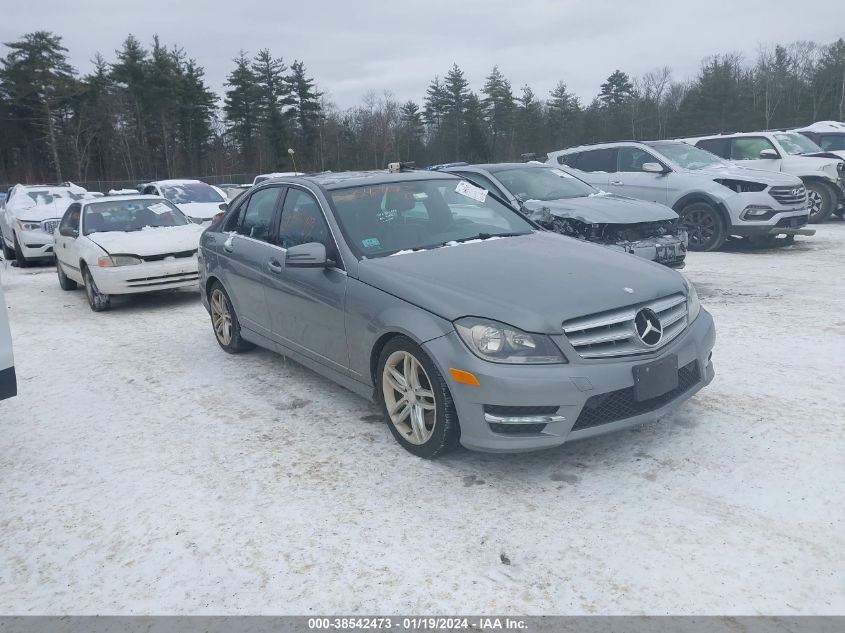 2013 MERCEDES-BENZ C 300 LUXURY 4MATIC/SPORT 4MATIC - WDDGF8AB9DR284750