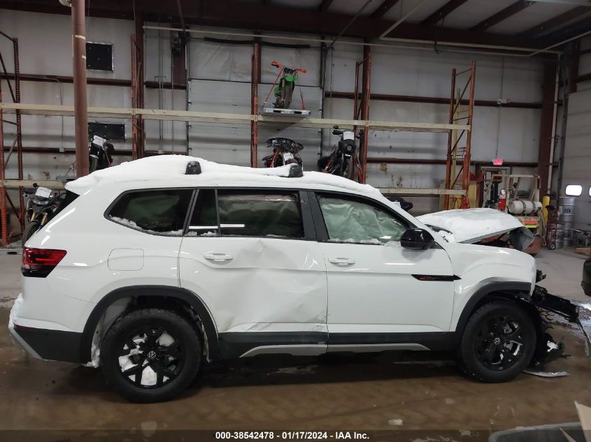 2024 VOLKSWAGEN ATLAS PEAK EDITION SE - 1V2CR2CAXRC541795