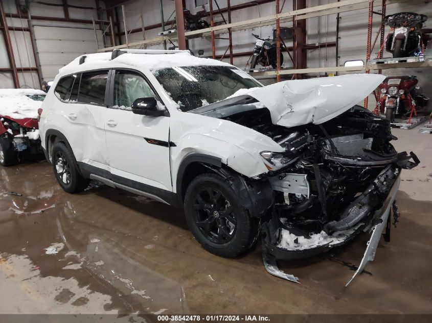 2024 VOLKSWAGEN ATLAS PEAK EDITION SE - 1V2CR2CAXRC541795