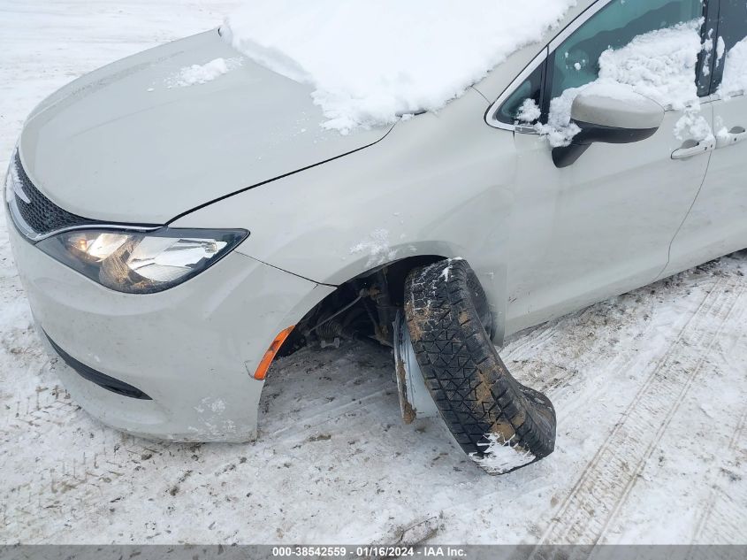 2C4RC1DG3HR676276 2017 CHRYSLER PACIFICA, photo no. 6