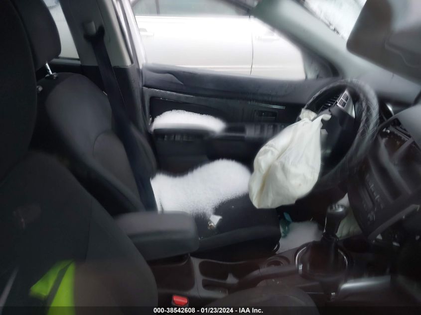 2013 MITSUBISHI OUTLANDER SPORT ES - 4A4AP3AU7DE002610