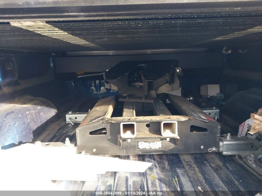2017 CHEVROLET SILVERADO 2500HD LT - 1GC1KVEYXHF187606