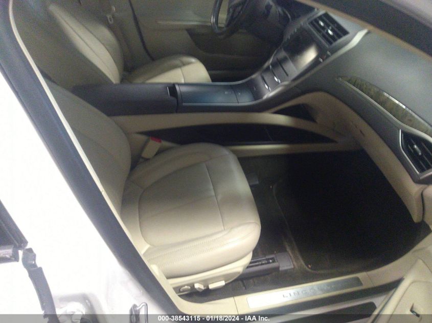 2015 LINCOLN MKZ - 3LN6L2J9XFR618439