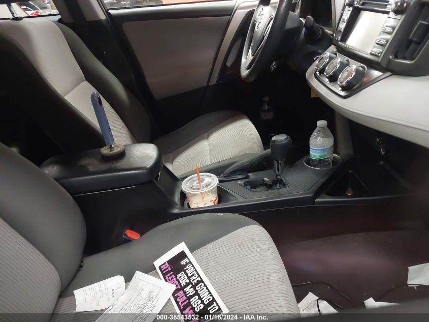 2015 TOYOTA RAV4 LE - JTMBFREV1FJ035858