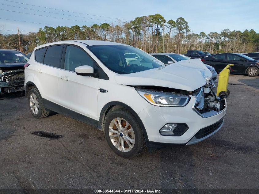 2019 FORD ESCAPE SE - 1FMCU0GD7KUA30145