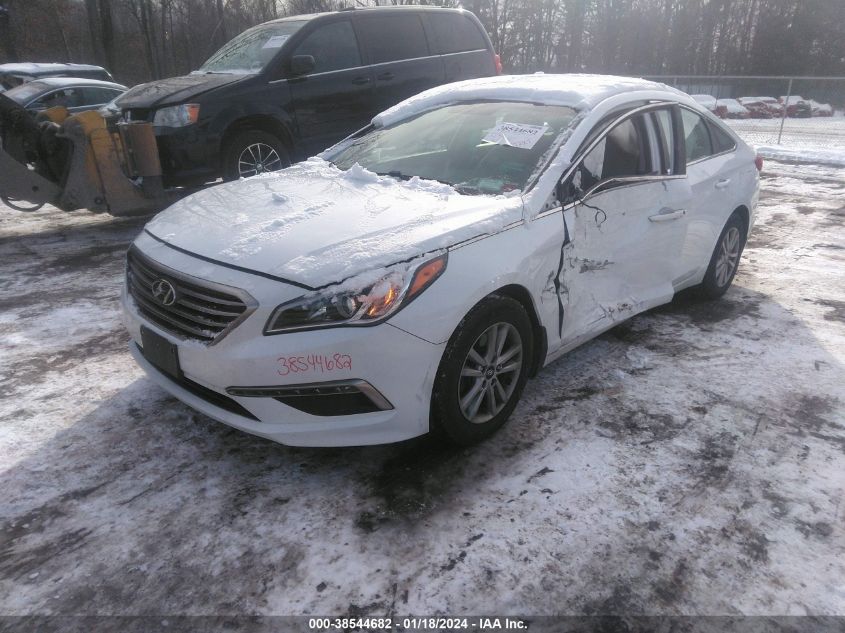 2015 HYUNDAI SONATA SE - 5NPE24AF3FH158466